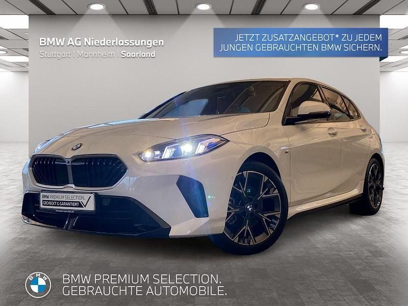 Weiß Gebraucht 2024 BMW 120 Efficient Dynamics Kleinwagen | 35.360 € (Fairer Preis) - Bild 1/3