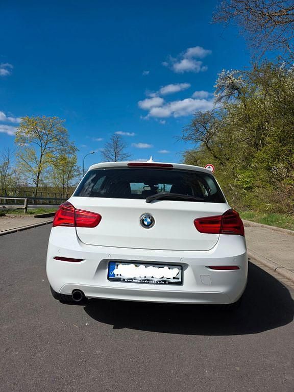 Używany BMW 116 109 KM (80 kW) 2015 Biały Hatchback