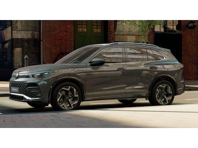 Neu VW Tiguan R-line 150 PS (110 kW) 2025 Uranograu SUV