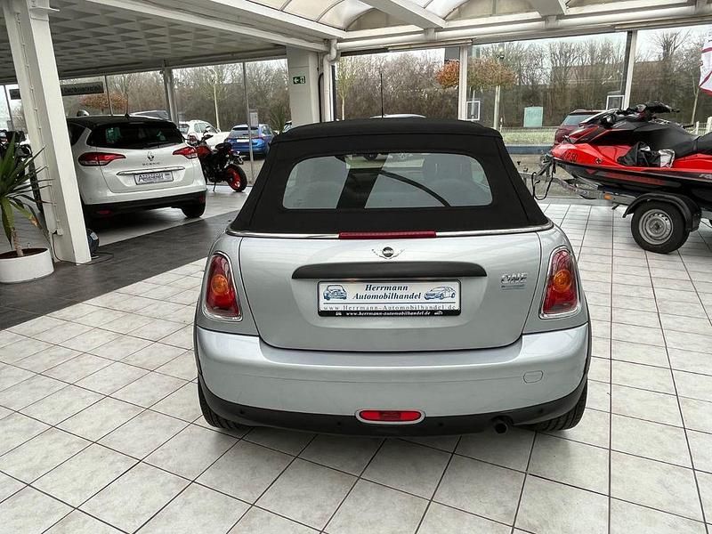 Gebraucht Mini One Cabriolet 101 PS (74 kW) 2010 Silber Cabrio