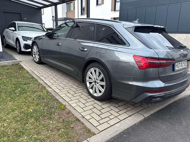 Gebraucht Audi A6 S-Line 299 PS (219 kW) 2025 Grau Kombi