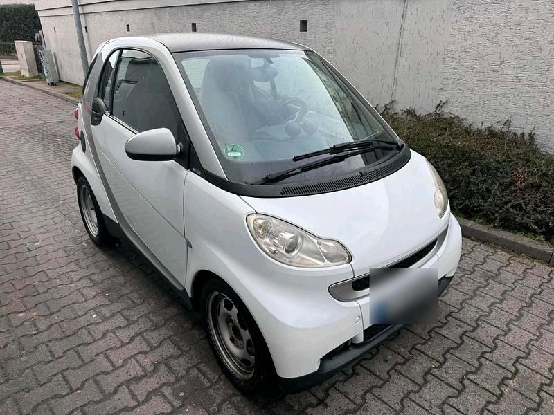 Gebraucht Smart ForTwo Coupé 71 PS (52 kW) 2010 Weiß Coupé