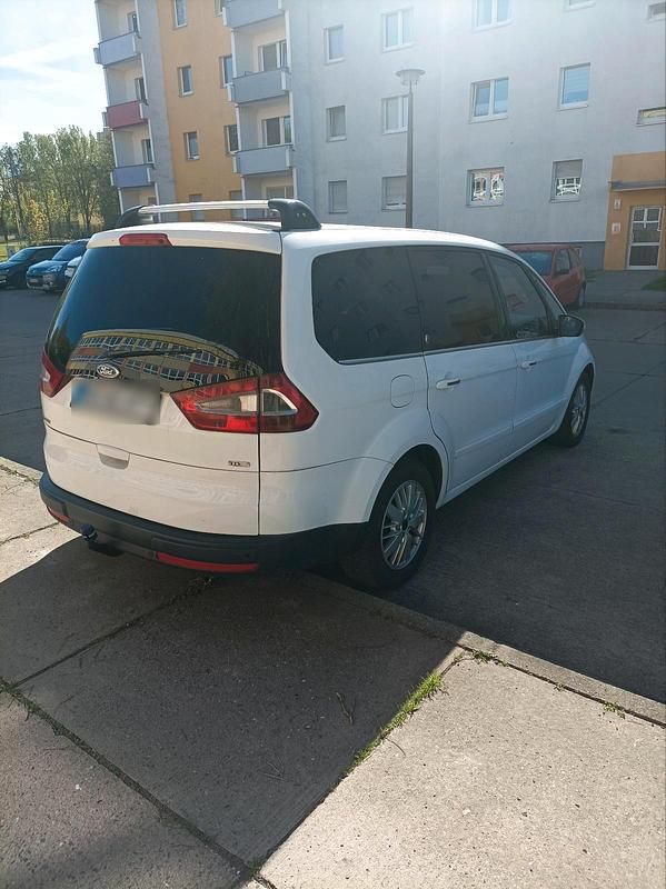 Second-hand Ford Galaxy 150 CP (110 kW) 2007 Alb Monovolum