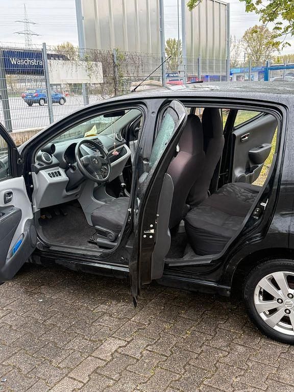 Usado Suzuki Alto Basic 68 HP (50 kW) 2009 Preto Citadino