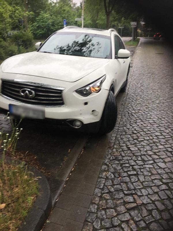 Gebraucht Infiniti Fx30 Premium 237 PS (174 kW) 2013 Weiß SUV