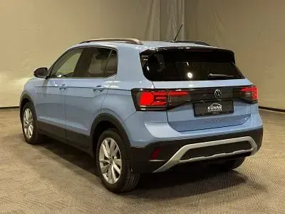Gebraucht VW T-Cross Life 116 PS (85 kW) 2024 Clear blue metallic SUV