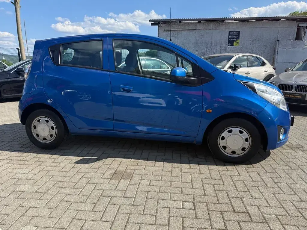 Second-hand Chevrolet Spark LS 68 CP (50 kW) 2012 Albastru Hatchback