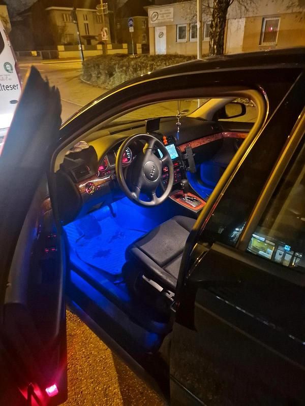 Gebraucht Audi A4 96 PS (70 kW) 2002 Blau Kleinwagen