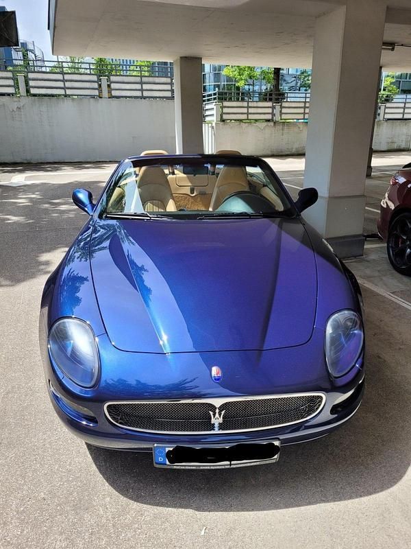 Blau Gebraucht 2003 Maserati Spyder Cabrio | 35.900 € - Bild 1/4