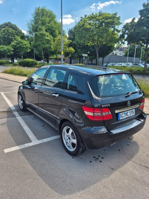 Schwarz Gebraucht 2007 Mercedes B200 Van / Kleinbus | 4.500 € (Etwas zu teuer) - Bild 1/4