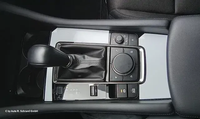Gebraucht Mazda 3 Exclusive-Line 140 PS (102 kW) 2024