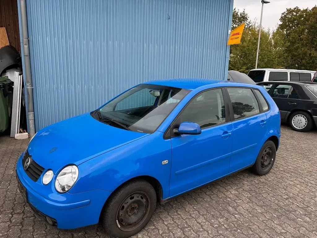 Gebraucht VW Polo Cricket 75 PS (55 kW) 2005 Blau Kleinwagen