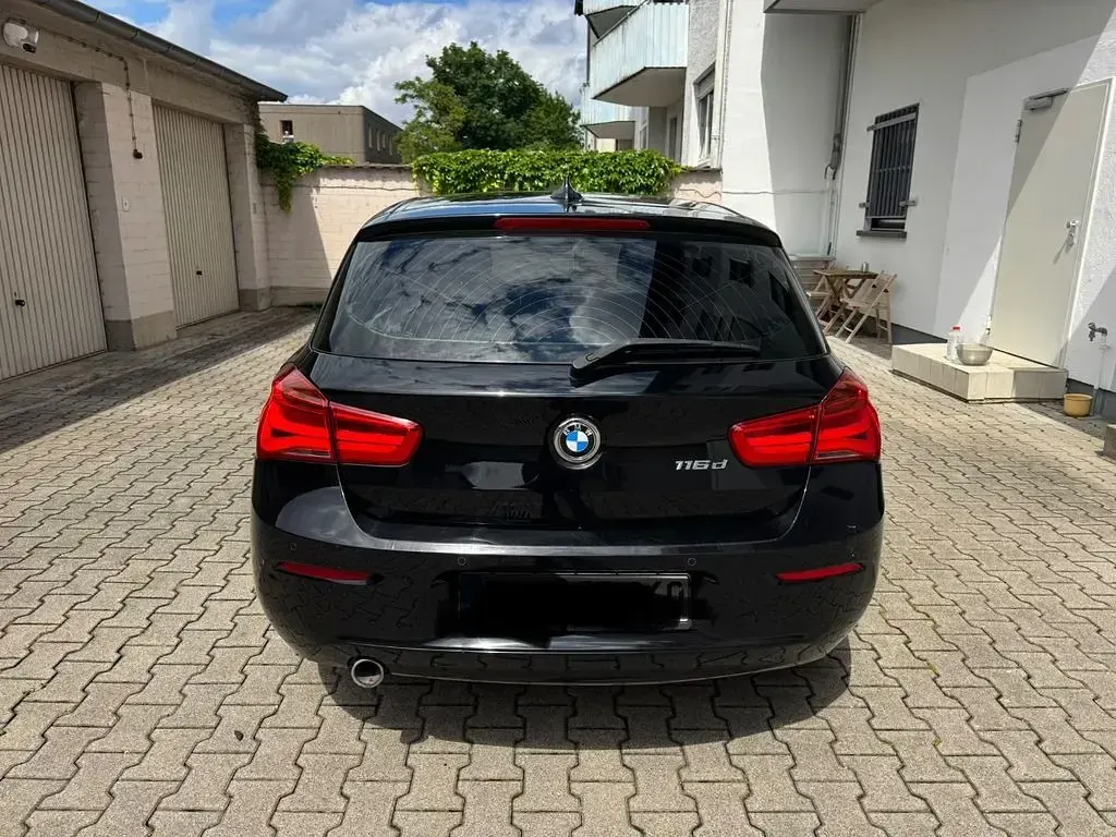 Używany BMW 116 Advantage 116 KM (85 kW) 2015 Czarny Hatchback