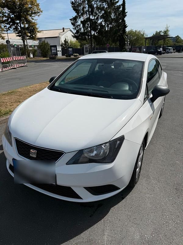 Weiß Gebraucht 2013 Seat Ibiza Kleinwagen | 3.200 € (Superpreis) - Bild 1/4