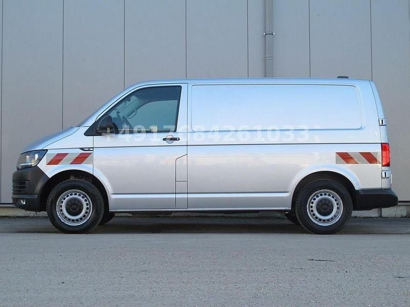 Gebraucht VW Transporter 140 PS (102 kW) 2015 Silber Van