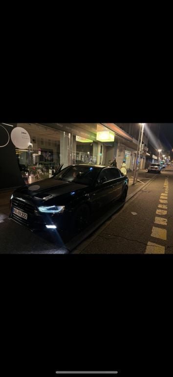 Schwarz Gebraucht 2013 Audi A4 S-Line Limousine | 10.500 € (Fairer Preis) - Bild 1/4