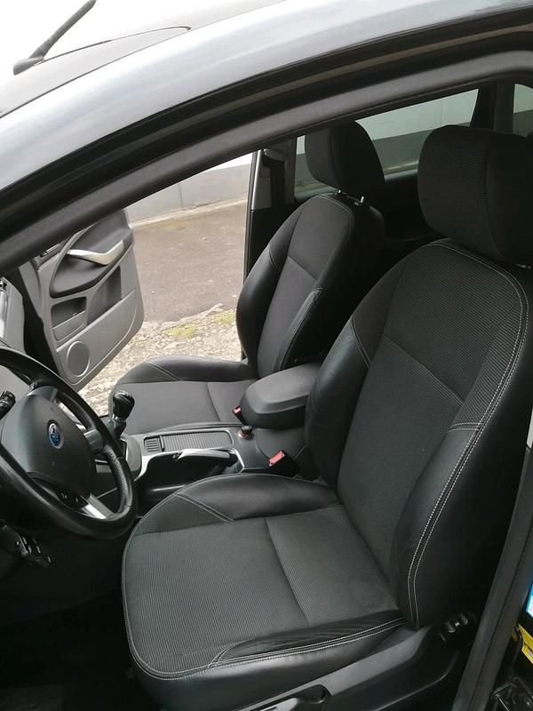 Gebraucht Ford C-MAX Titanium 145 PS (106 kW) 2009 Schwarz Van / Kleinbus