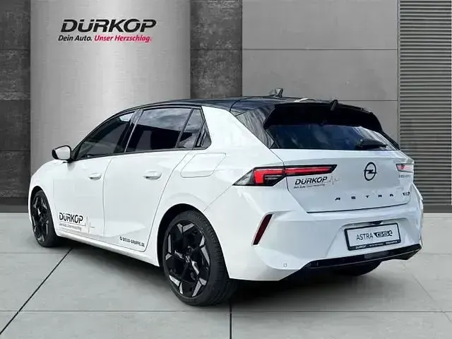 Gebraucht Opel Astra GSe 224 PS (164 kW) 2023 Weiß Limousine
