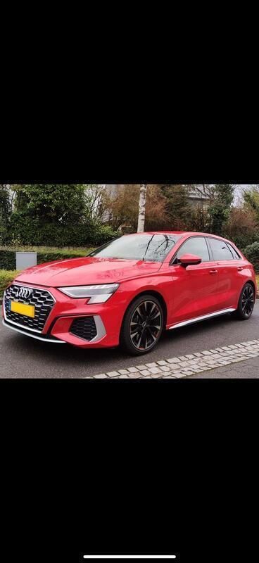 Rot Gebraucht 2022 Audi S3 Ambiente Limousine | 44.500 € (Etwas zu teuer) - Bild 1/4