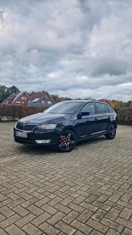 Gebraucht Skoda Rapid 122 PS (89 kW) 2014 Schwarz Kleinwagen