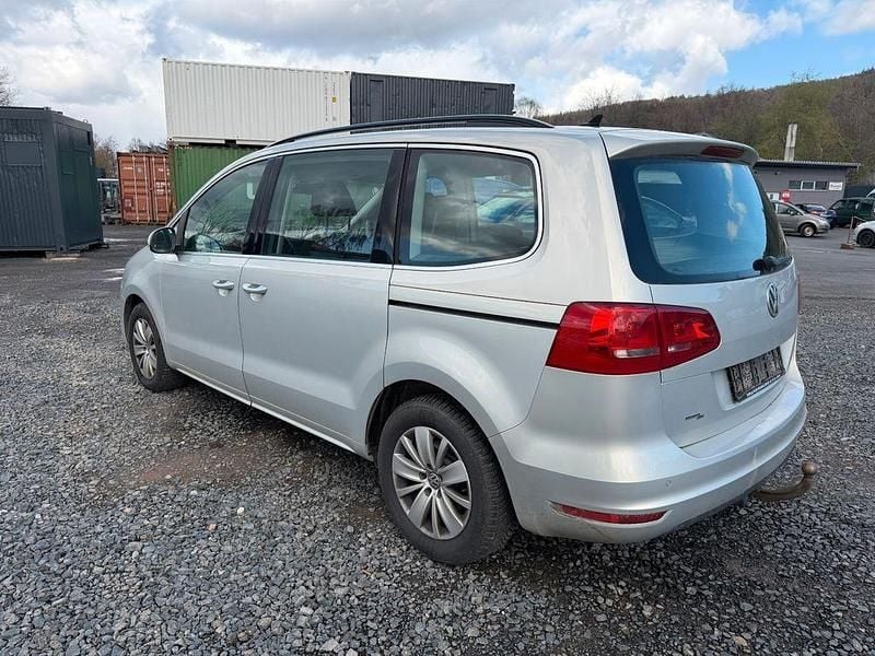 Gebraucht VW Sharan Highline 140 PS (102 kW) 2012 Silber Van / Kleinbus