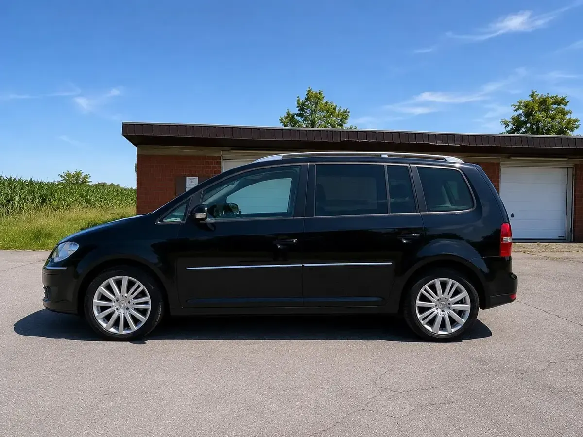 Gebraucht VW Touran Highline 140 PS (102 kW) 2007 Schwarz Van / Kleinbus