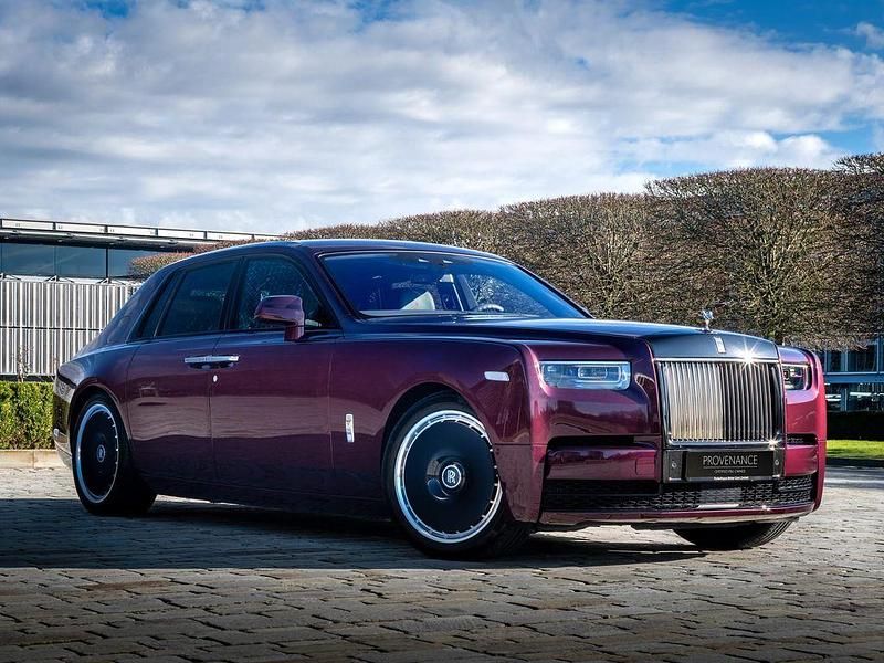Gebraucht Rolls Royce Phantom 571 PS (419 kW) 2023 Rot Limousine