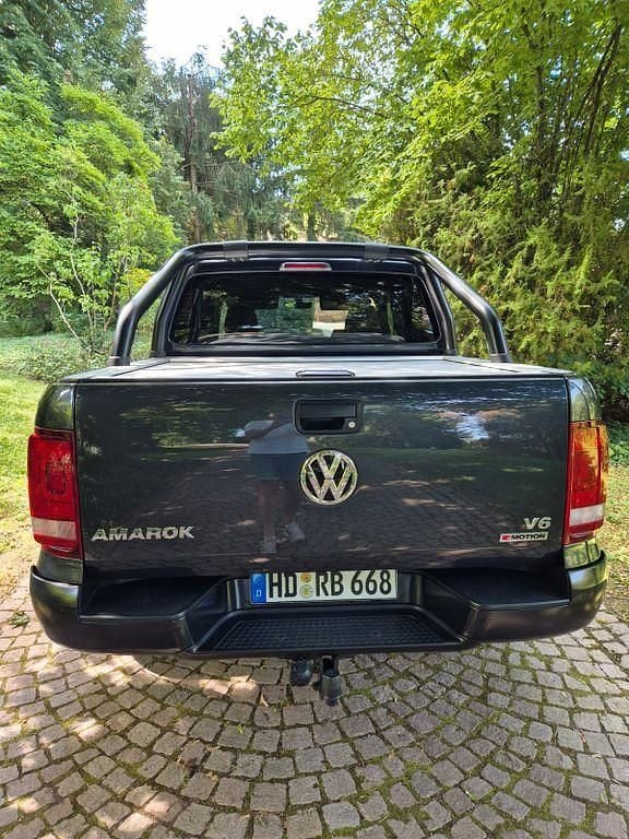 Gebraucht VW Amarok Dark Label 204 PS (150 kW) 2021 Schwarz Abholung