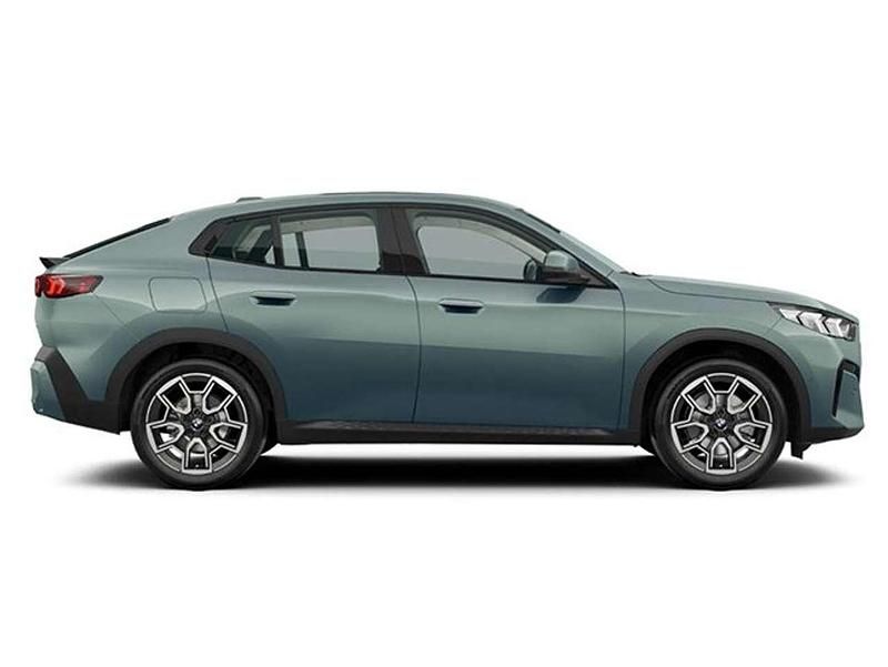 Neu BMW X2 170 PS (125 kW) 2026 Wählbar SUV