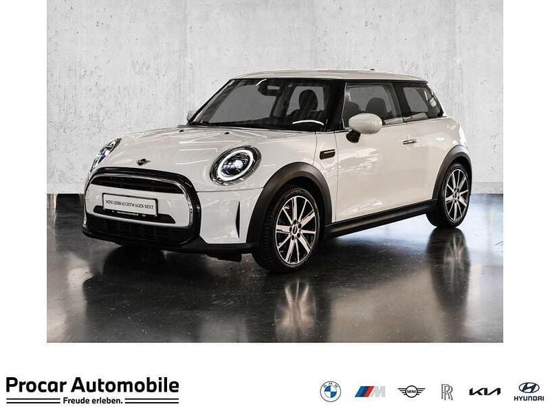 Gebraucht Mini Cooper Classic 136 PS (100 kW) 2022 Weiß Kleinwagen