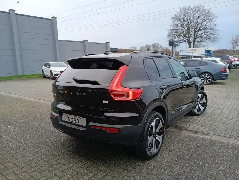 Occasion Volvo XC40 Core 169 kW (231 ch) 2022 Noir SUV