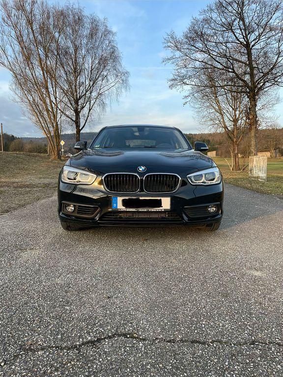 Gebraucht BMW 118 136 PS (100 kW) 2018 Schwarz Kleinwagen