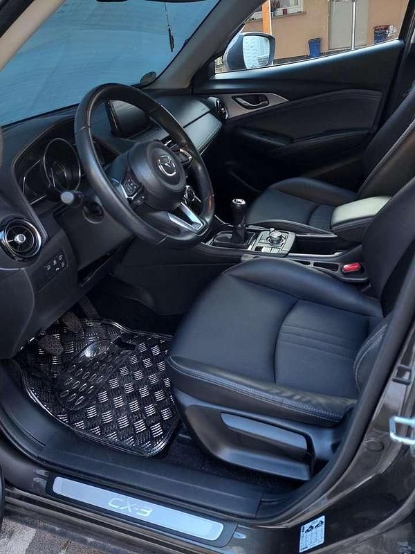 Gebraucht Mazda CX-3 Sports-Line 121 PS (88 kW) 2019 Grau SUV