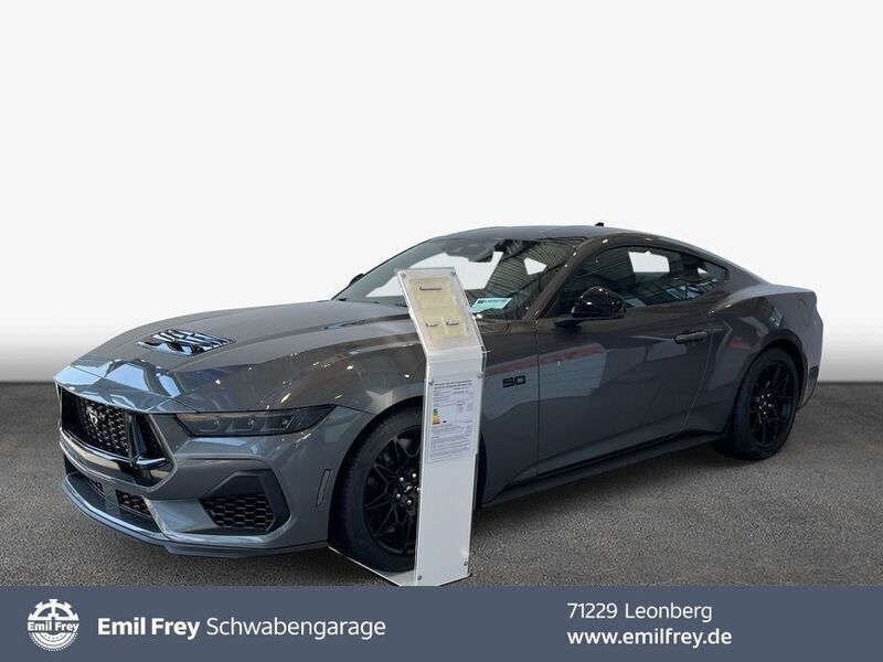 Grau Neu 2025 Ford Mustang GT Fastback Coupé | 65.100 € (Etwas zu teuer) - Bild 1/4