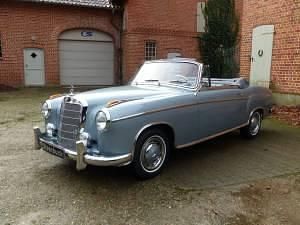 Gebraucht Mercedes 220 106 PS (77 kW) 1958 Blau Cabrio