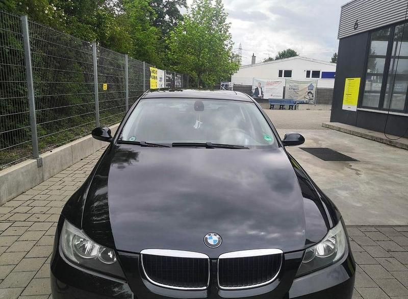 Schwarz Gebraucht 2008 BMW 118 Kleinwagen | 2.500 € (Superpreis) - Bild 1/4