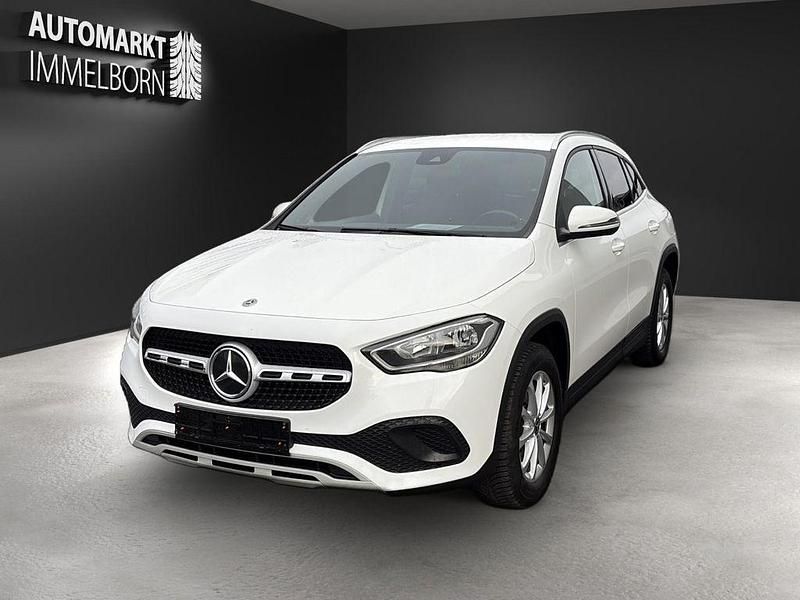 Gebraucht Mercedes GLA250 218 PS (160 kW) 2021 Weiß SUV