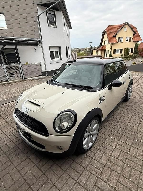 Usata Mini Cooper S 174 CV (127 kW) 2007 Bianco Utilitaria