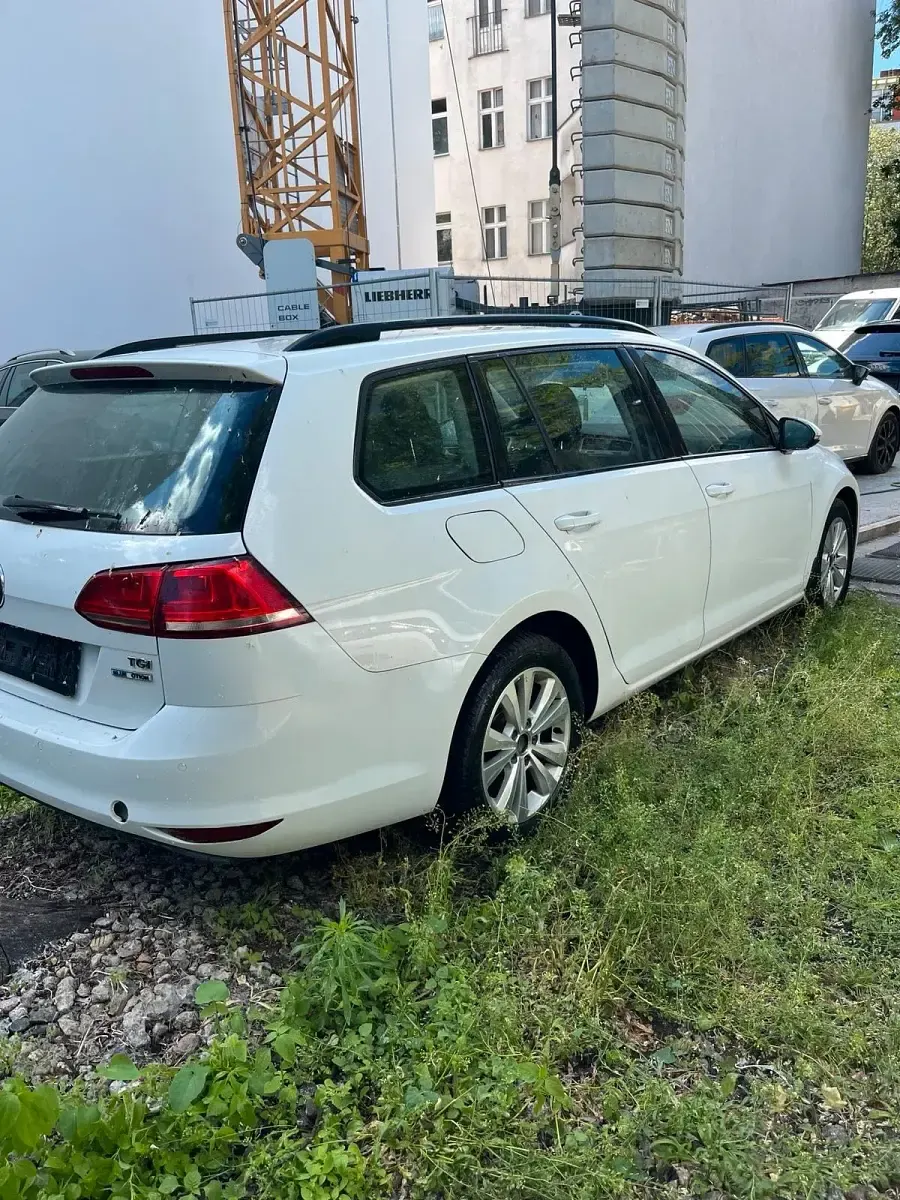 Gebraucht VW Golf VII 110 PS (80 kW) 2017 Weiß Kombi