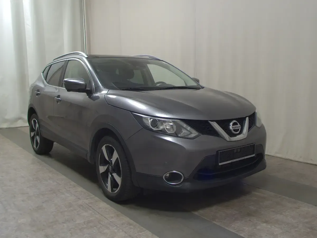 Gebraucht Nissan Qashqai 360º 116 PS (85 kW) 2015 Grau SUV
