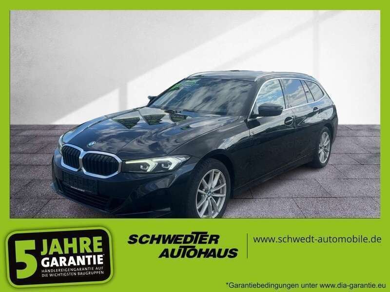 Black sapphire metallic Gebraucht 2023 BMW 318 Kombi | 24.790 € (Guter Preis) - Bild 1/4