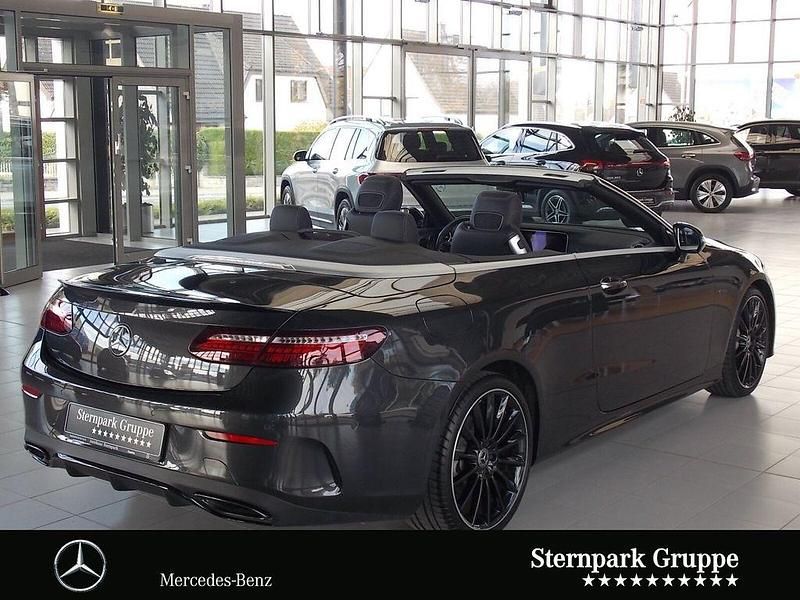 Gebraucht Mercedes E300 AMG 258 PS (189 kW) 2023 Lack graphitgrau Cabrio