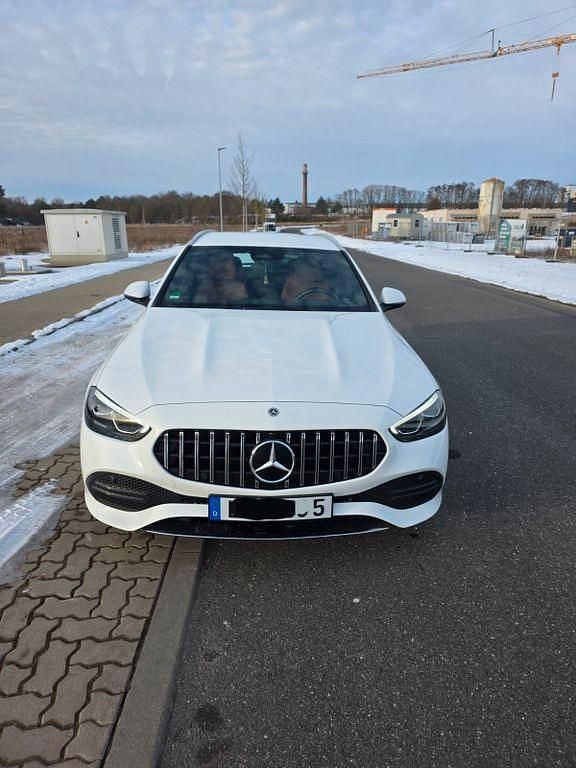 Gebraucht Mercedes B220 200 PS (147 kW) 2021 Weiß Van / Kleinbus