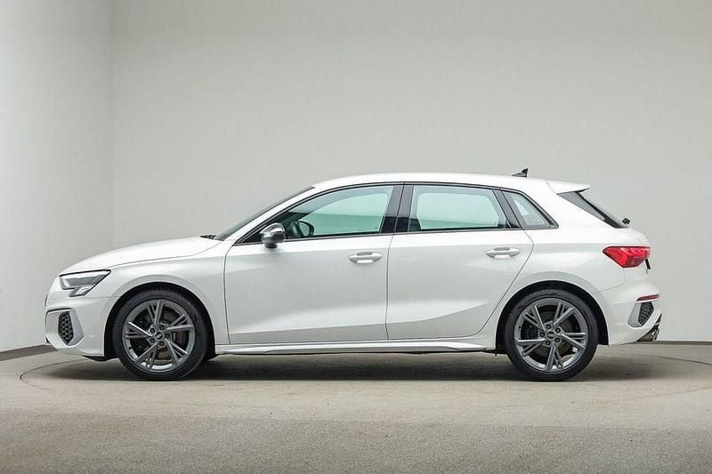 Gebraucht Audi S3 Sport 310 PS (228 kW) 2024 Ibisweiß Limousine