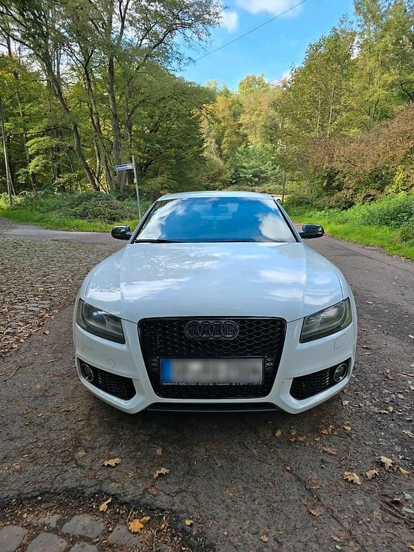 Gebraucht Audi A5 140 PS (102 kW) 2010 Weiß Coupé
