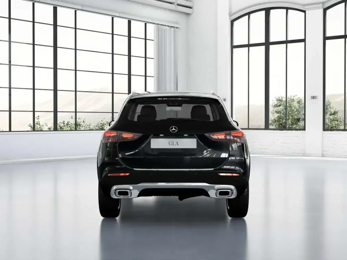 Gebraucht Mercedes GLA250 Progressive 224 PS (164 kW) 2025 Metalliclack kosmosschwarz SUV