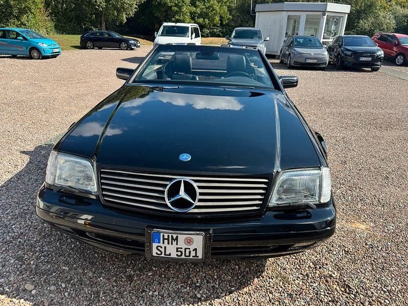Schwarz Gebraucht 1997 Mercedes SL500 Cabrio | 26.700 € (Fairer Preis) - Bild 1/4