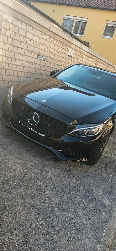 Schwarz Gebraucht 2014 Mercedes C250 Limousine | 13.500 € (Guter Preis) - Bild 1/4