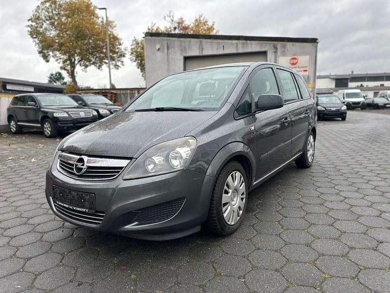 Grau Gebraucht 2009 Opel Zafira Selection Limousine | 2.699 € (Guter Preis) - Bild 1/4