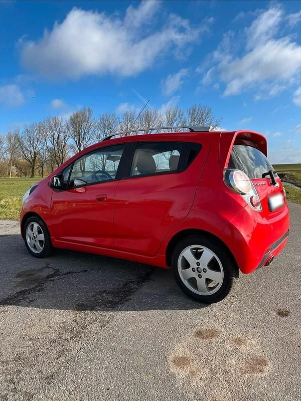 Gebraucht Chevrolet Spark LT 82 PS (60 kW) 2010 Rot Kleinwagen